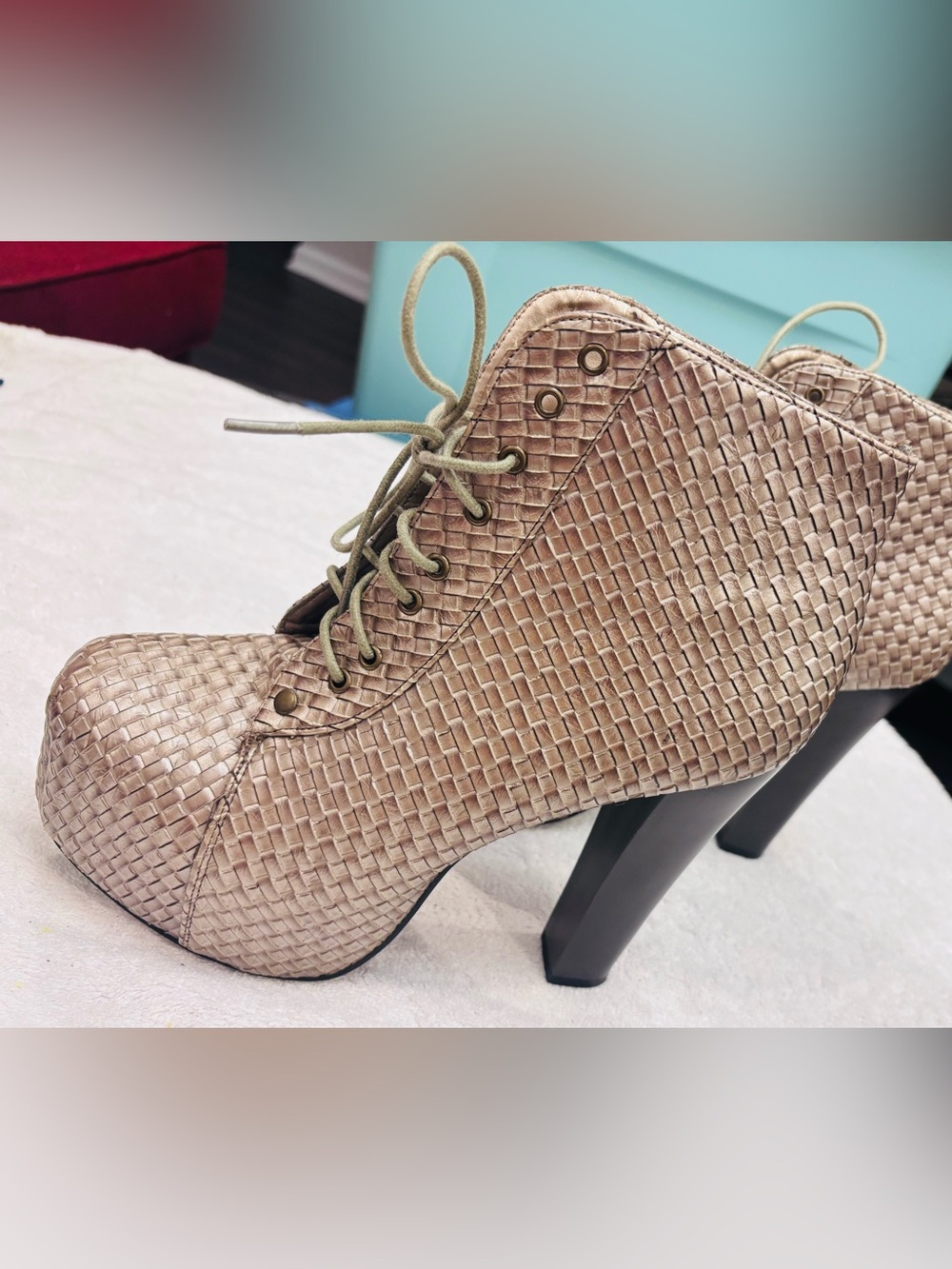 Almost Brand New Platform Ankle Boots By Urbanog - Size 10 - Heel 5” - Box 20